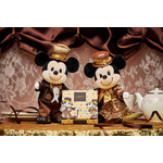 チョコレートをイメージした「nuiMOs」専用コスチューム（C）Disney