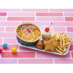 サンリオピューロランド「フレフレ★ピューロ学園」ピューロ学園のえびグラタンプレート（C）2022 SANRIO CO., LTD. TOKYO, JAPAN