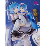 「Re:ゼロから始める異世界生活　フィギュア　レム＆幼少期レム」22,000円（税込）（C）長月達平・株式会社KADOKAWA刊／Re:ゼロから始める異世界生活2製作委員会
