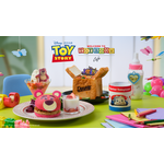 「トイ・ストーリー」OH MY CAFE メニュー集合（C）Disney/Pixar （C）Just Play,LLC Mr.Potato Head & Mrs. Potato Head are trademarks of Hasbro used with permission. （C）Hasbro. All Rights Reserved. （C）Mattel, Inc. All Rights Reserved