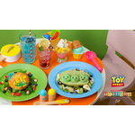 「トイ・ストーリー」OH MY CAFE メニュー集合（C）Disney/Pixar （C）Just Play,LLC Mr.Potato Head & Mrs. Potato Head are trademarks of Hasbro used with permission. （C）Hasbro. All Rights Reserved. （C）Mattel, Inc. All Rights Reserved