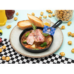 「僕のヒーローアカデミア CAFE and DINER」BOX cafe&space飯田天哉 エンジン全開ビーフシチューハンバーグ（C）堀越耕平／集英社・僕のヒーローアカデミア製作委員会