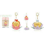 『すみっコぐらし』新テーマ「ざっそうとようせいのお花畑」花さくぶらさげぬいぐるみ グッズ画像（C）2023 SAN-X CO., LTD. ALL RIGHTS RESERVED.
