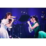 水樹奈々、地元・愛媛県で凱旋ライブを開催！スペシャルゲストの早見沙織とアカペラ披露