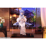 「アズールレーン ロドニー ～完璧な佳人ver.～ 1/7スケール 完成品フィギュア」26,400円（税込）（C）2017 Manjuu Co.， Ltd. ＆ YongShi Co.， Ltd. All Rights Reserved.（C）2017 Yostar， Inc. All Rights Reserved.