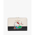 「HELLO KITTY x kate spade new york Capsule Collection」medium compact bifold wallet（C）’24 SANRIO 著作（株）サンリオ