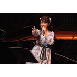 上坂すみれがゲスト出演で「ボンキュッボンは彼のモノ」披露！シンガーソングライター・谷山浩子のライブ『猫森集会2019』開催【レポート】