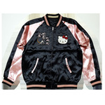 「SRO-2501 リバーシブルスカジャン」38,280円（税込）（C）2025 SANRIO CO., LTD. APPROVAL NO. L656565