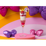 ＜Minnie & Daisy＞カラフルフルーツパフェ