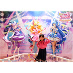 イベント「キミとアイドルプリキュア♪ キラッキランラン♪フェスタ」プリキュア立像（C）ABC-A・東映アニメーション