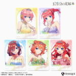 「五等分の花嫁」三玖、四葉らがティアラ＆ドレスでクインテット♪ 想いが重なる新グッズ登場 画像