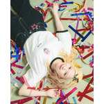 BOCCHI THE ROCK! × CONVERSE TOKYO【美好よしみ】【The Music】GRAPHIC MUSIC KEY HOLDER、【美好よしみ】GRAPHIC STAR★ PASS HOLDER　モデル：青山吉能（C）はまじあき／芳文社・アニプレックス