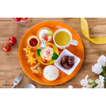 Everyday Celebration Kitchenの「ミッフィーのお子様パーティープレート」（C）Mercis bv
