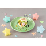 家入硝子 × ハンギョドン エビチリバーガー