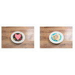 「GiGOコラボカフェ　ふたりはプリキュア Max Heart」ハートご飯のブラックカレー、ひらひらチーズとホワイトクリームうどん（C）東映アニメーション（C）GENDA GiGO Entertainment Inc. All rights reserved.
