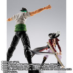 「TVアニメ『ワンピース』S.H.Figuarts ジュラキュール・ミホーク -鷹の目-」13,200円（税込）（C）尾田栄一郎／集英社・フジテレビ・東映アニメーション