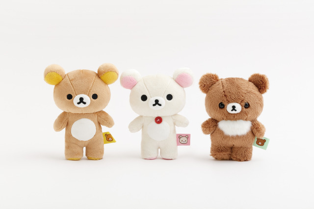 「立てるリラックマ　ミニぬいぐるみ」（C）2025 SAN-X CO., LTD. ALL RIGHTS RESERVED.