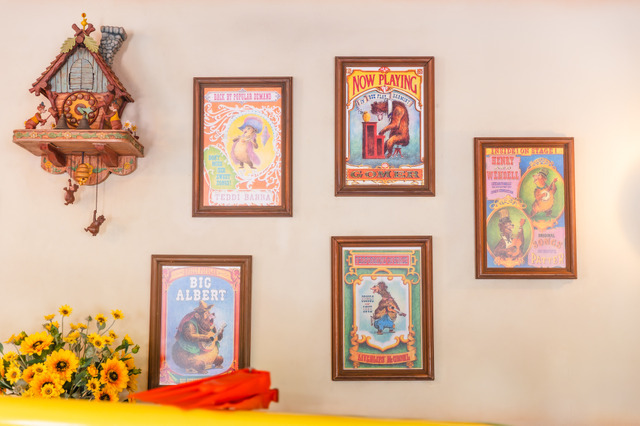 ミセスとコラボのベイマックスやきらびやかなパレードにキャッスルショーまで！“夜プラン”で満喫する東京ディズニーランド