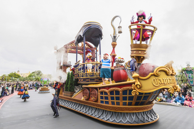 高気温で大人気パレードは中止に…！　東京ディズニーランドの“Dハロ”が明日開幕！