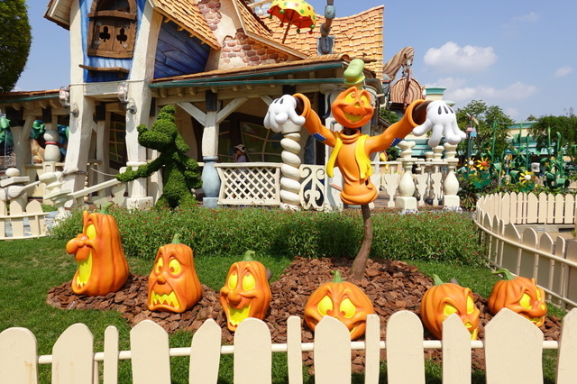 高気温で大人気パレードは中止に…！　東京ディズニーランドの“Dハロ”が明日開幕！