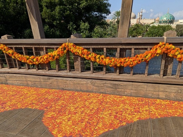 ミゲルも登場！東京ディズニーシー、ディズニー＆ピクサー映画『リメンバー・ミー』の世界がテーマの「ラソス・デ・ラ・ファミリア」初開催！