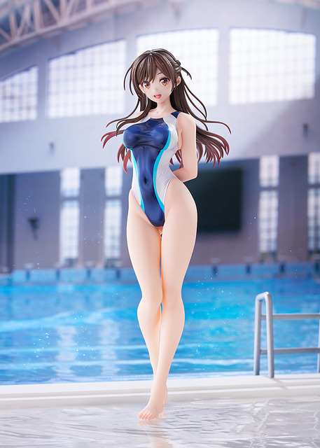 「彼女、お借りします　水原千鶴 水色ラインの競泳水着Ver.」19,800円（税込）（C）宮島礼吏・講談社／「彼女、お借りします」製作委員会2025