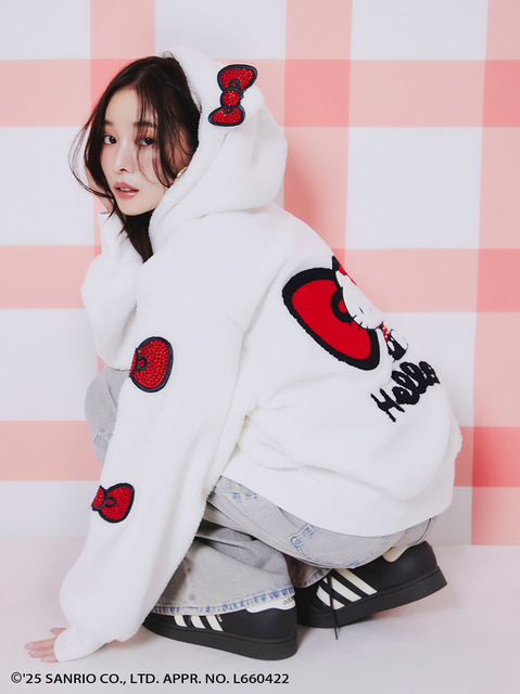 【HELLO KITTY】プレミアムパーカー