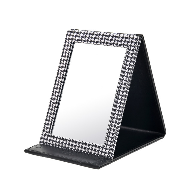 ディズニーストア【MARY QUANT】ミニー ミラー・鏡 折りたたみ式 Minnie Collection（C）Disney