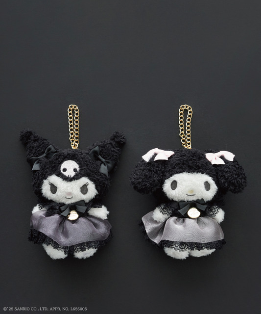 Maison de FLEUR × KUROMI ＆ MY MELODY「KUROMI / MY MELODY チャーム」（C）25 SANRIO CO., LTD. APPR. NO. L656005