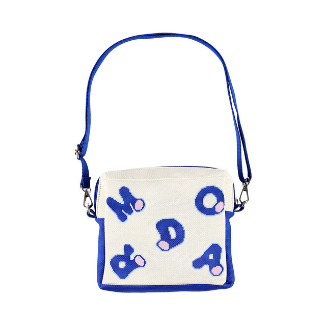 「ドラえもん未来デパートオリジナル ニットジャカードポーチショルダーバッグ ドラ文字アルファベット」