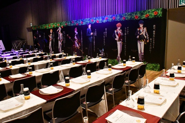 「『ディズニー ツイステッドワンダーランド ザ アニメーション』ワールドプレミア 開宴ティーパーティー!」の様子