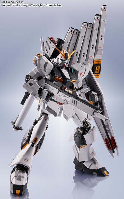 「METAL ROBOT魂＜SIDE MS＞ νガンダム」22,000円（税込）
