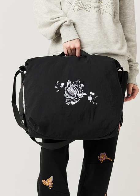 ヘブンズ・ドアー｜ショルダーバッグ