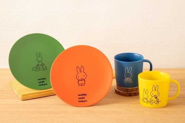 miffy cafe tokyoオリジナルグッズ　Illustrations Dick Bruna（C）copyright Mercis bv,1953-2025