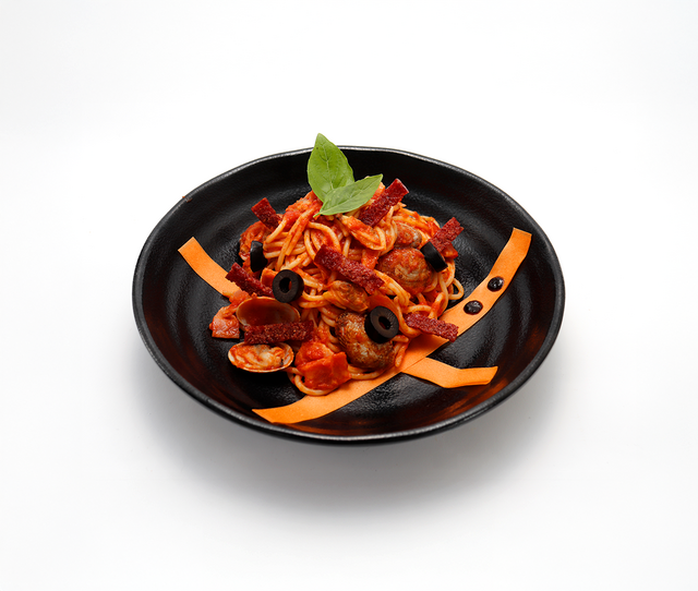 「僕のヒーローアカデミア 第2回 雄英高校オープンスクール」爆豪の爆・裂・爆・旨 完膚なきトマトパスタ（C）堀越耕平／集英社・僕のヒーローアカデミア製作委員会（C）Bandai Namco Experience Inc.