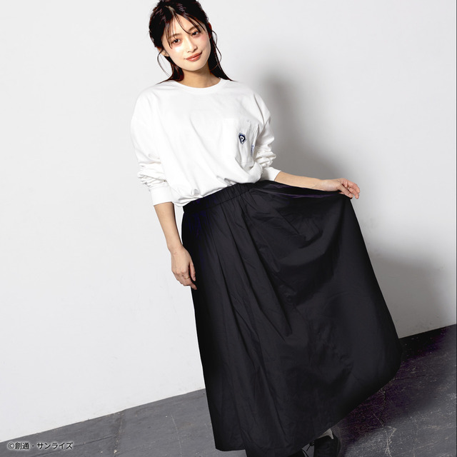 STRICT-G BASIC『新機動戦記ガンダムW Endless Waltz』ポケット付きロングTシャツ プリベンターロゴ　着用イメージ（C）創通・サンライズ