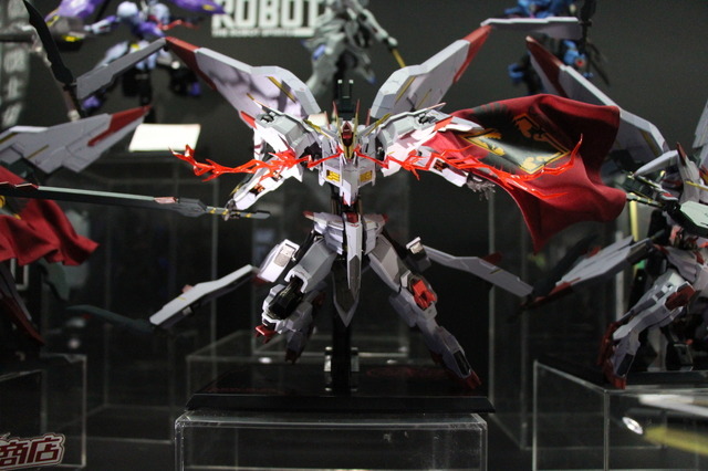 「TAMASHII NATION 2025」実物フィギュア