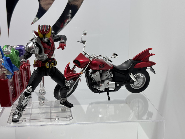 「TAMASHII NATION 2025」実物フィギュア