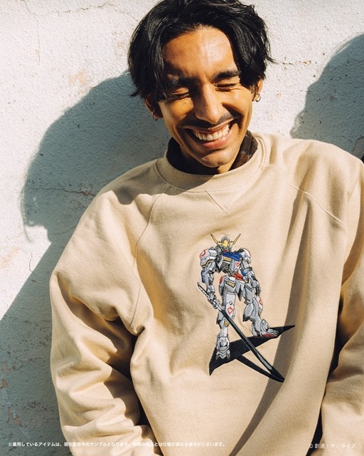GUNDAM BARBATOS CREW NECK SWEAT