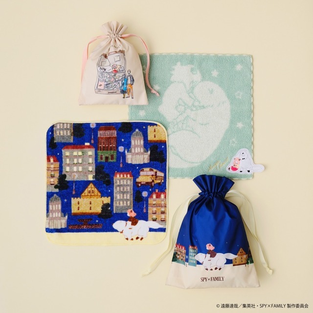 『SPY×FAMILY』× Afternoon Tea LIVING コラボ第2弾「巾着セット」「ミニタオル」（C）遠藤達哉／集英社・SPY×FAMILY製作委員会