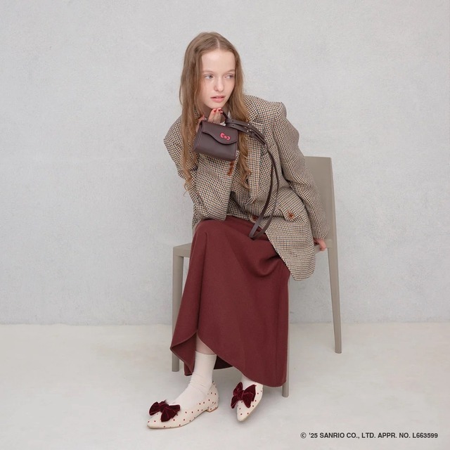 ＜HELLO KITTY×Launa lea＞