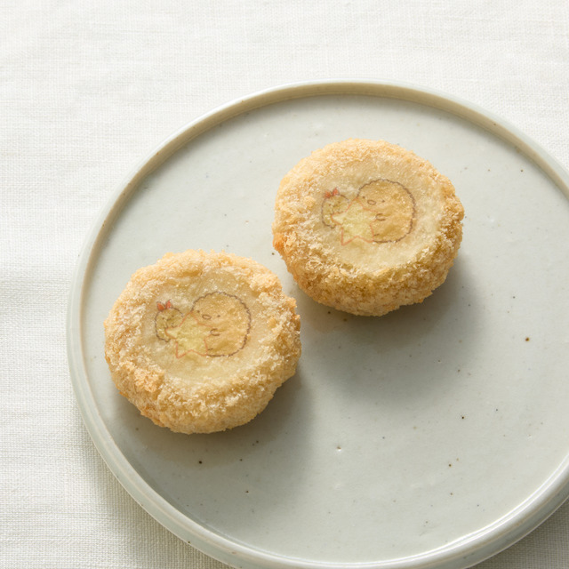 『すみっコぐらし』キャラクターおせち「かぼちゃコロッケ「とんかつ・えびふらいのしっぽ」（C）2025 San-X Co., Ltd. All Rights Reserved.