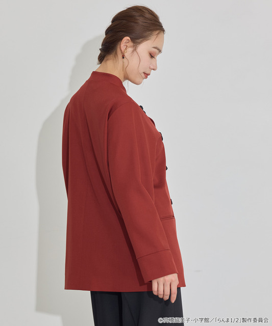 TVアニメ『らんま1/2』× earth music＆ecology Japan Label「チャイナシャツジャケット」ボルドー　着用イメージ（C）高橋留美子・小学館/「らんま1/2」製作委員会