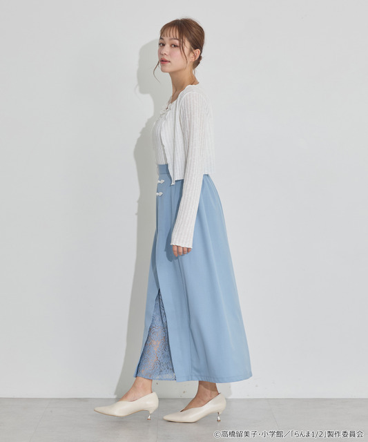 TVアニメ『らんま1/2』× earth music＆ecology Japan Label「チャイナスカート」ライトブルー　着用イメージ（C）高橋留美子・小学館/「らんま1/2」製作委員会