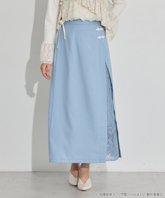 TVアニメ『らんま1/2』× earth music＆ecology Japan Label「チャイナスカート」ライトブルー　着用イメージ（C）高橋留美子・小学館/「らんま1/2」製作委員会