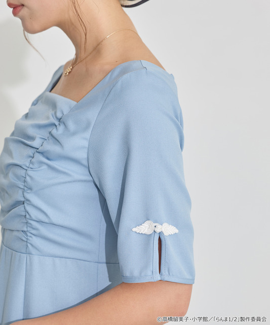 TVアニメ『らんま1/2』× earth music＆ecology Japan Label「チャイナワンピース」ライトブルー　着用イメージ（C）高橋留美子・小学館/「らんま1/2」製作委員会