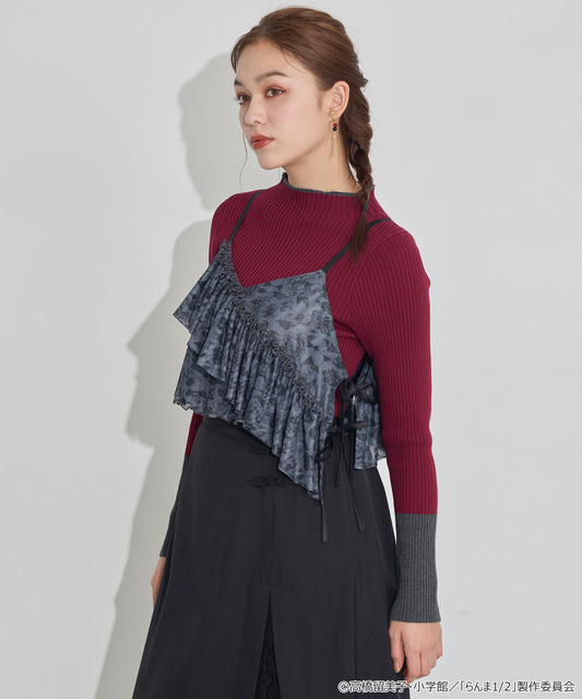 TVアニメ『らんま1/2』× earth music＆ecology Japan Label「シアービスチェ」ブラック　着用イメージ（C）高橋留美子・小学館/「らんま1/2」製作委員会