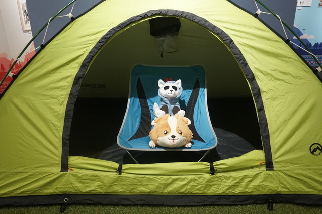 「『ゆるキャン△』10周年記念展 ＼キャンプの思い出 集めちった／」