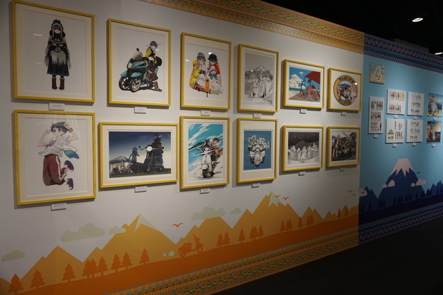 「『ゆるキャン△』10周年記念展 ＼キャンプの思い出 集めちった／」