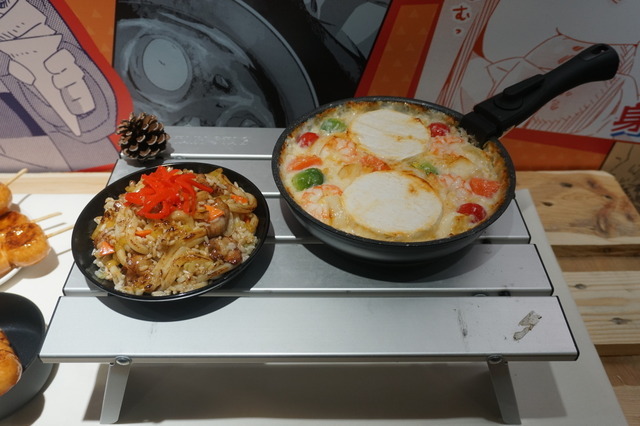 「『ゆるキャン△』10周年記念展 ＼キャンプの思い出 集めちった／」